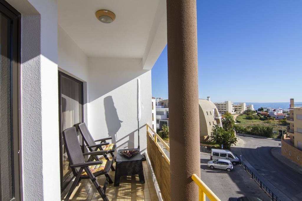 Apartmento Praia Da Dona Ana Lagos Bilik gambar